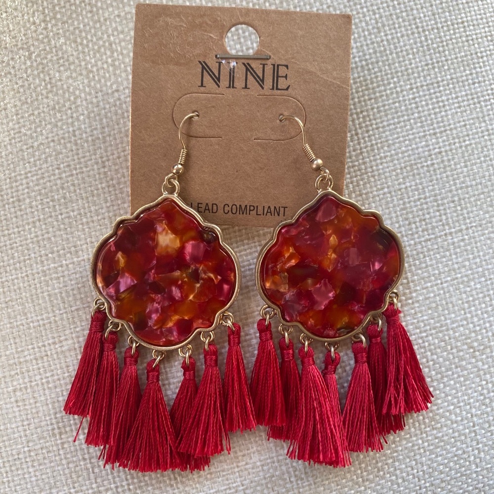 Acetate Moraccan shape Tassel drop earrings, NWT